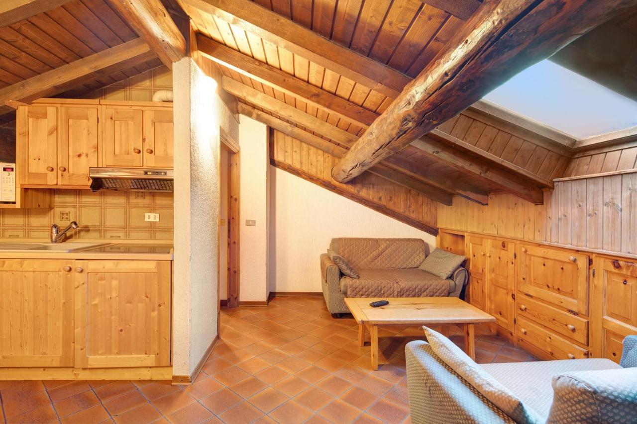 Chalet Meridiana Appartamento 11 Livigno Luaran gambar