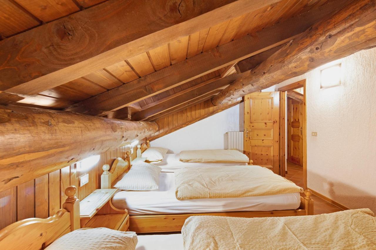 Chalet Meridiana Appartamento 11 Livigno Luaran gambar